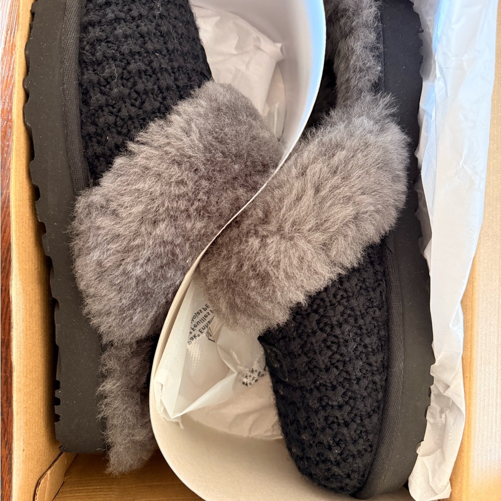 Cozy Black and Gray Women's Slippers